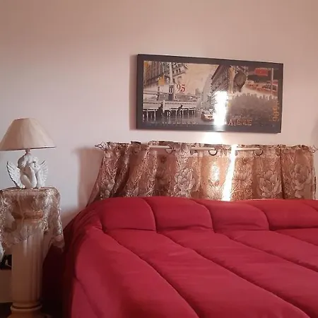 A Piedi Al Mare ,al Supermercato,farmacia,bar E Risto Apartment *